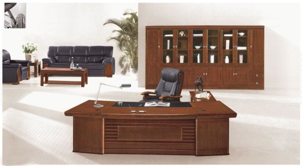 Office & Workspace,Enchanting Wood Executive Office Desk Design Ideas With Beautiful Workspace And Cozy Black Arm Chair Also The Best Large Wood Chest,Comfort Workspace With Exetucutive Office Desks