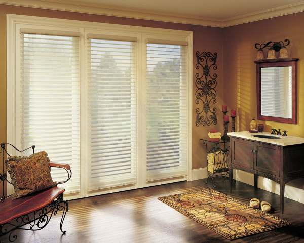 Interior,Beautiful Home Window Shades Design Ideas With Beautiful White Horizontal Blind And Contemporary Sink Also Beautiful Square Mirror,Fabulous Home Window Shades