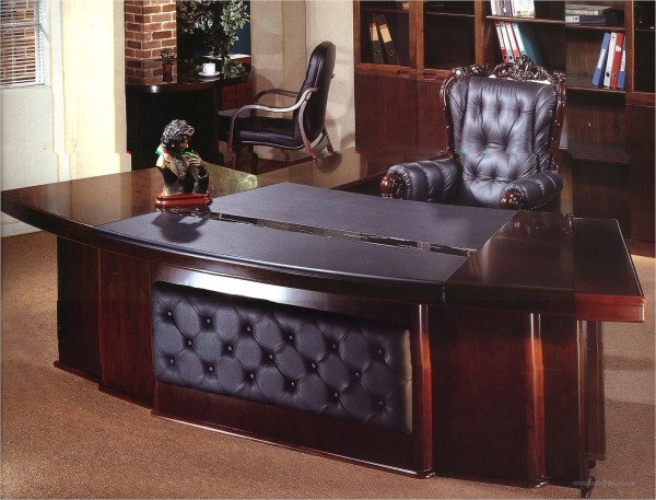 Office & Workspace,Classy Wood Executive Office Desk Design Ideas With Elegant Black Arm Chair Also Nice Wood Bookcase,Comfort Workspace With Exetucutive Office Desks