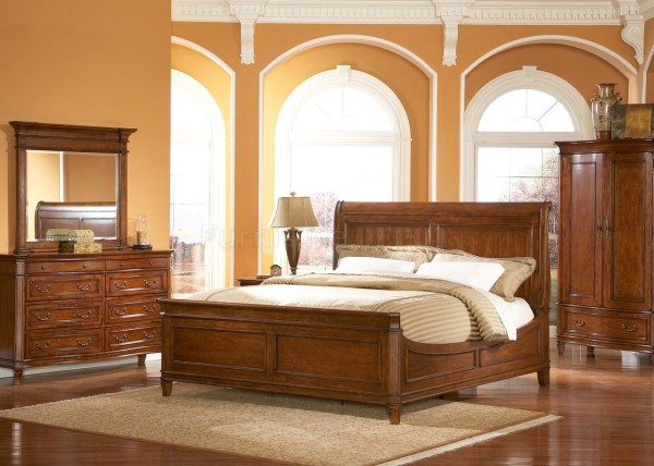 Bedroom,Medium Brown Cherry Traditional Bed Design With Style Wood Bed Frame And Beautiful Brown Chest Also Nice Dresser On Combined Mirror,Style Traditional Bedroom 