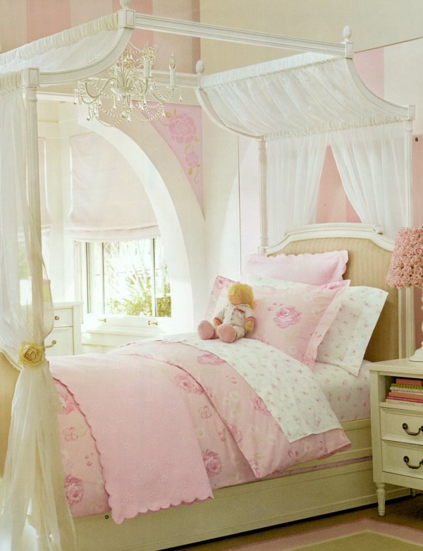 Bedroom,Cute Luxurious Bed Design Ideas With Adorable Canopy On Combined White Curtains And Pretty Pink Blanket Also Beautiful White Pink Scheme,Classic And Luxurious Beds