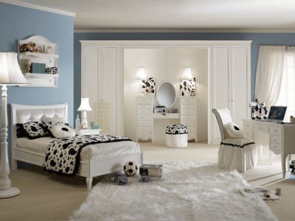 Bedroom,Modern White Blue Scheme Tween Boy Bedroom Ideas With Beautiful White Wood Bed Frame On Combined Soft White Mattress And Comfotable Workspace Also Nice White Large Wood Closet Plus Wonderful Vanity Desk ,Modern Tween Boy Bedroom Ideas