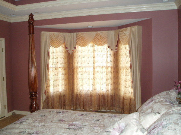 Interior,Awesome Pink Wall Paint Window Curtain Design Ideas With Charming Brown Color And Beautiful Floral Pattern Also Stylish Beige Valance For Bedroom,Window Curtain Design Ideas Looks Beautiful In The House