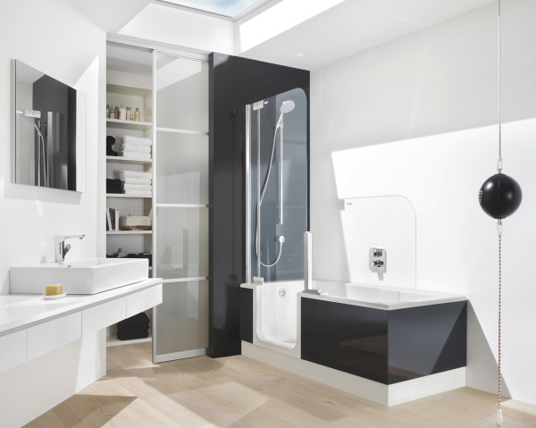Bathroom,Awesome White Wall Paint Bathtub And Shower Combination Design Ideas With Stunning Black Bathtub Plus Cool White Vanity Also Gorgeous White Ceramic Sink,Contemporary Bathtub And Shower Combinations