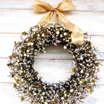 Interior,Extraordinary Christmas Wreath Decorating Ideas With Stunning White And Berry Gold Christmas Wreaths Also Soft Yellow Ribbon For Antique Concept,Make Your Guests Be Impressed To See The Christmas Wreath Decorating Ideas