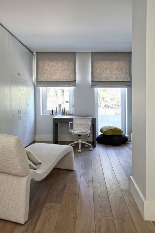 Uncategorized,Modern White Lounge Chair And Modern White Arm Chair On Combined Wood Floor Also Cool Oversize Pillow With Modern White Woven Wooden Blind For Window Design Inspiration,Comfortable Wooden Blinds For Windows