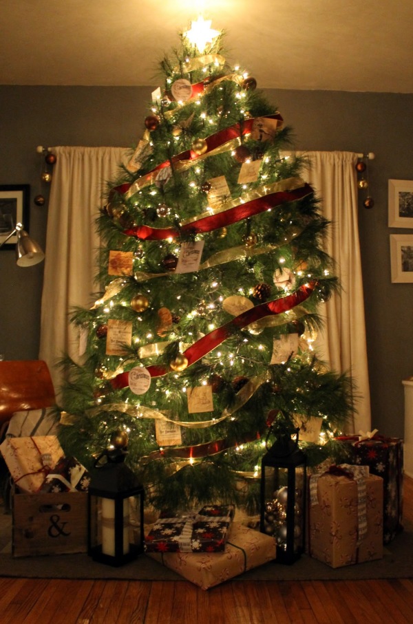 Furniture,Good Looking Gray Wall Paint Best Christmas Decorating Ideas With Extra Tall Green Christmas Tree On Combined Beautiful Cream Xmas Tree Lights Plus Gorgeous Cream Star Crystal On The Top And Soft White Curtain Also Trendy Brown Wood Floor,The Best Christmas Decorating Ideas And Christmas Tree For Your Home