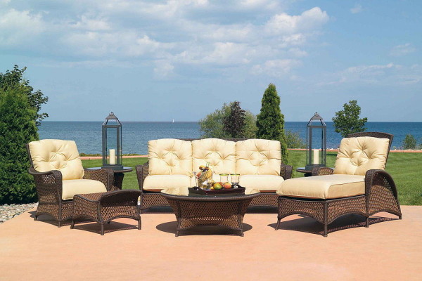 Exterior,Wonderful Outdoor LIoyd Flanders Furniture Design Ideas With Comfortable Cushioned Lovesea And Beautiful Cushion Lounge Chair Also Modern Rattan Glass Table,Exquisite Outdoor By Lloyd Flanders Furniture