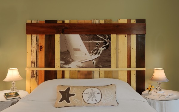 Bedroom,Unique Headboard Design Ideas With Comfortable White Bed Cover And Soft White Fabric Pillows Plus Beautiful White Bedside Tables On Combined Wonderful White Cup Table Lamps Also Exquisite Beige Wall Paint,Comfortable Bed With Headboard Designs