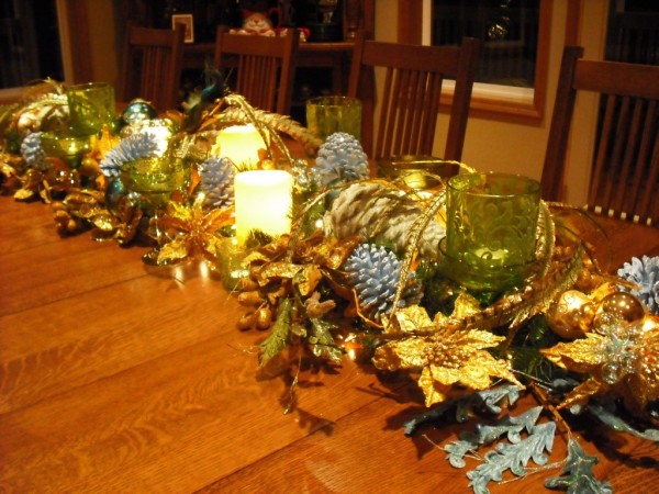 Dining Room,Fancy Table Decoration For Christmas With Nice Gold And Beautiful Green Leaves Plus Adorable Candles In Glass Jars Also Unique Blue Pastel Pine Cones,Splendid Dining Table Decorations For Christmas