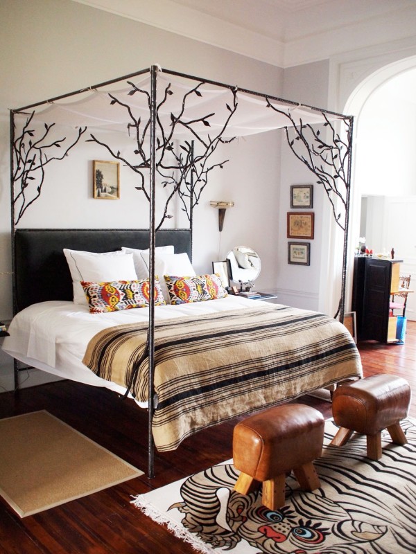 Bedroom,Cool Awesome Tree Bed Design Ideas With Beautiful Black Canopy And Comfortable White Mattress On Combined Black Headboard Also Soft Two Brown Brown Bench,Romantic Sleeping Tree Bed Inspiration