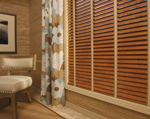 Interior,Extraordinary Wooden Blind With Beautiful Floral Bed Cover And Cozy Chair For Traditional Living Room,Amazing Wooden Blinds For Your Inspiration