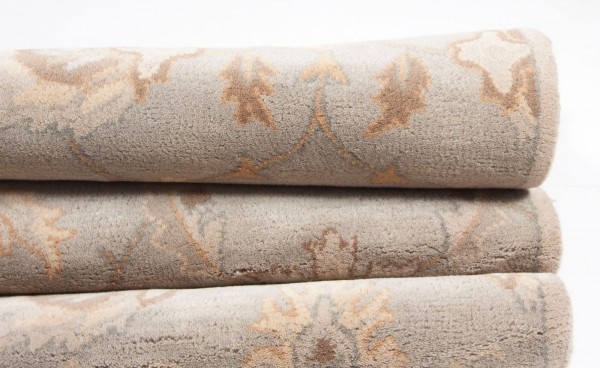 Interior,Georgeous Blue And Brown Area Rug Design Ideas With Soft Wool Also Nice Floral Motive,Trendy Blue And Brown Area Rug Designs