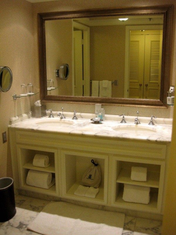 Bathroom,Classic Bathroom Vanity With The Best Large Mirror Also Awesome White Cabinet For Home Design Ideas,Elegant And Unique Bath Room Vanity Design