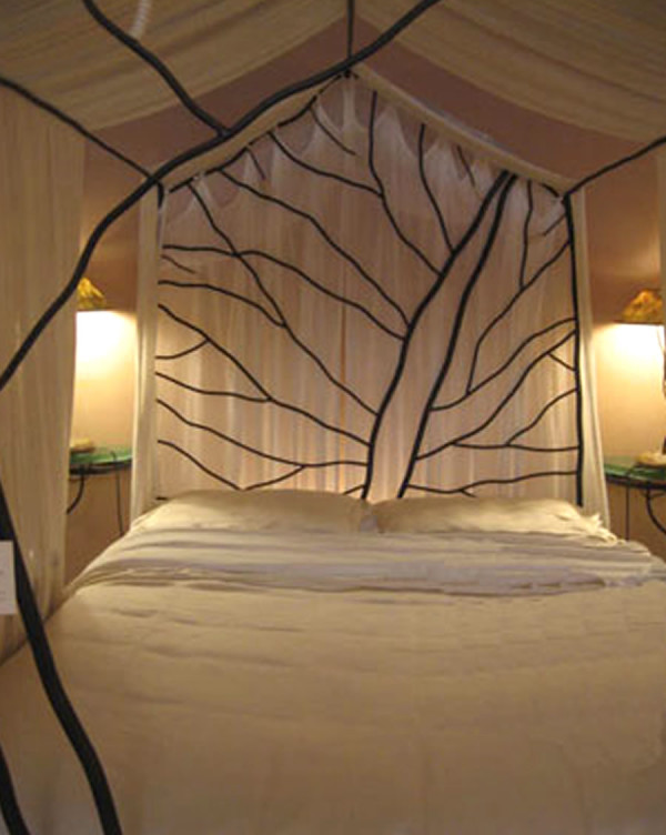 Bedroom,Beautiful Tree Bed Design Decoration With Amazing Black Frame And Comfortable White Mattress For Classic Concept,Romantic Sleeping Tree Bed Inspiration